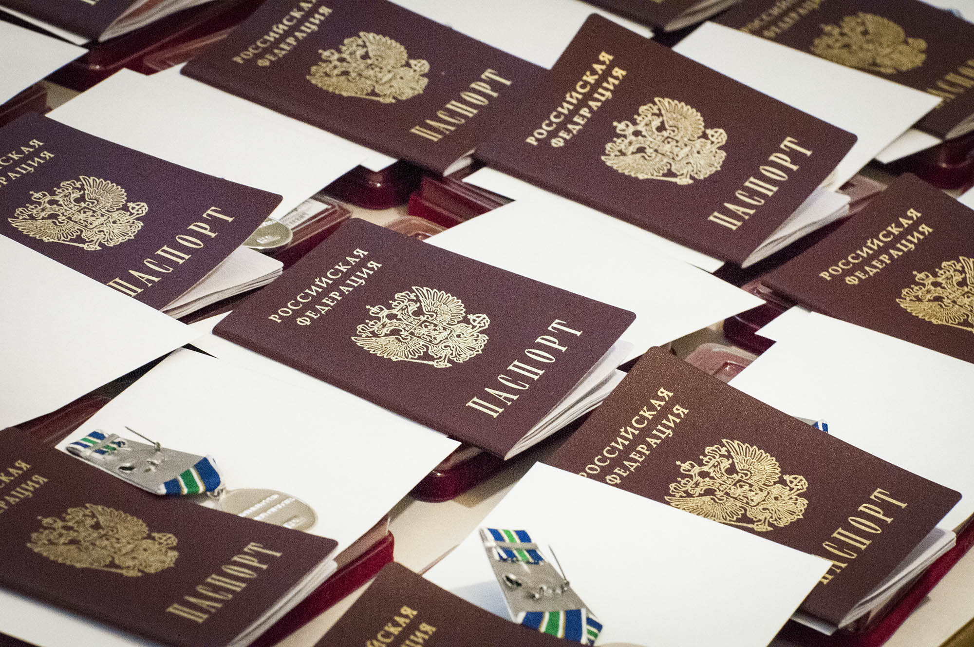 12 июня состоялось торжественное вручение 14-летним школьникам паспортов гражданина Российской Федерации
