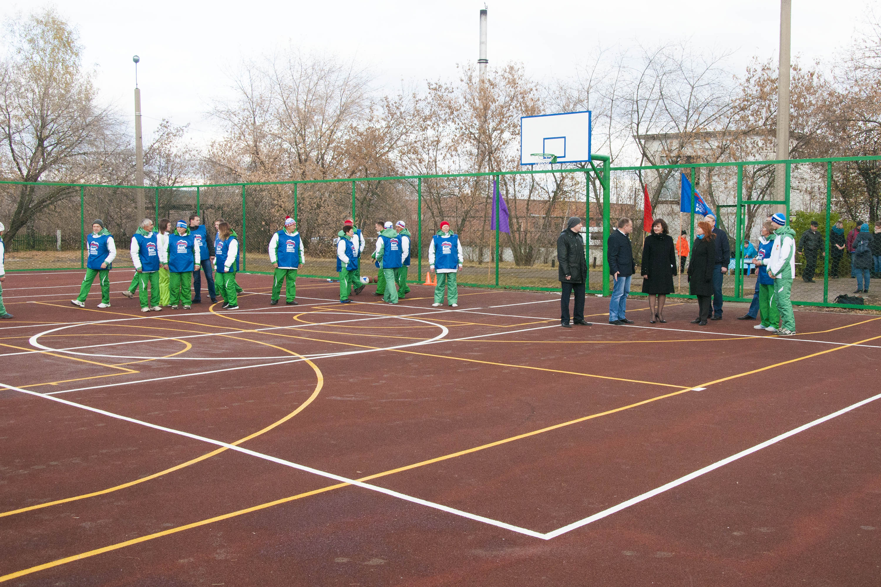 Торжественное открытие спортивной площадки в Верхотомской школе Кемеровского района 