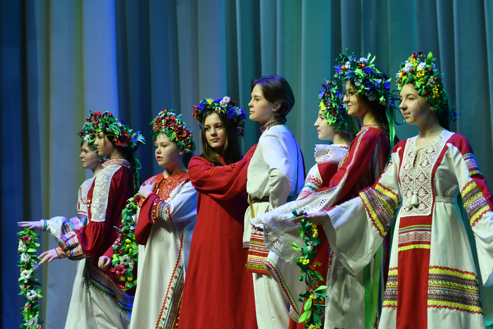В Кузбассе прошел фестиваль творчества для детей с ОВЗ «Рождественские встречи друзей»