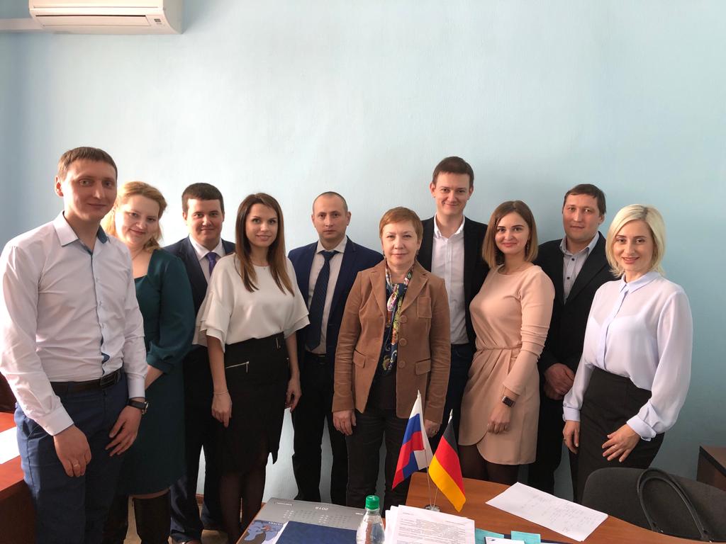 Участники Президентской программы подготовки управленческих кадров из Кузбасса прошли собеседования для стажировки в Германии