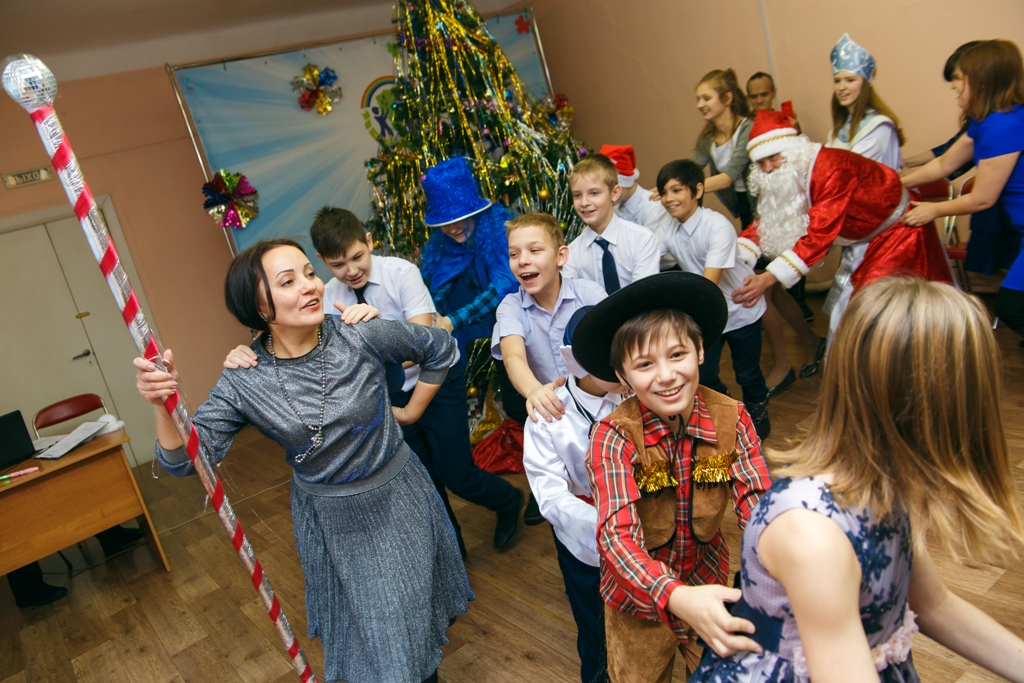 На Областной детской эколого-биологической станции состоялся новогодний праздник в клубе особенных детей и родителей «Друзья юннатов»