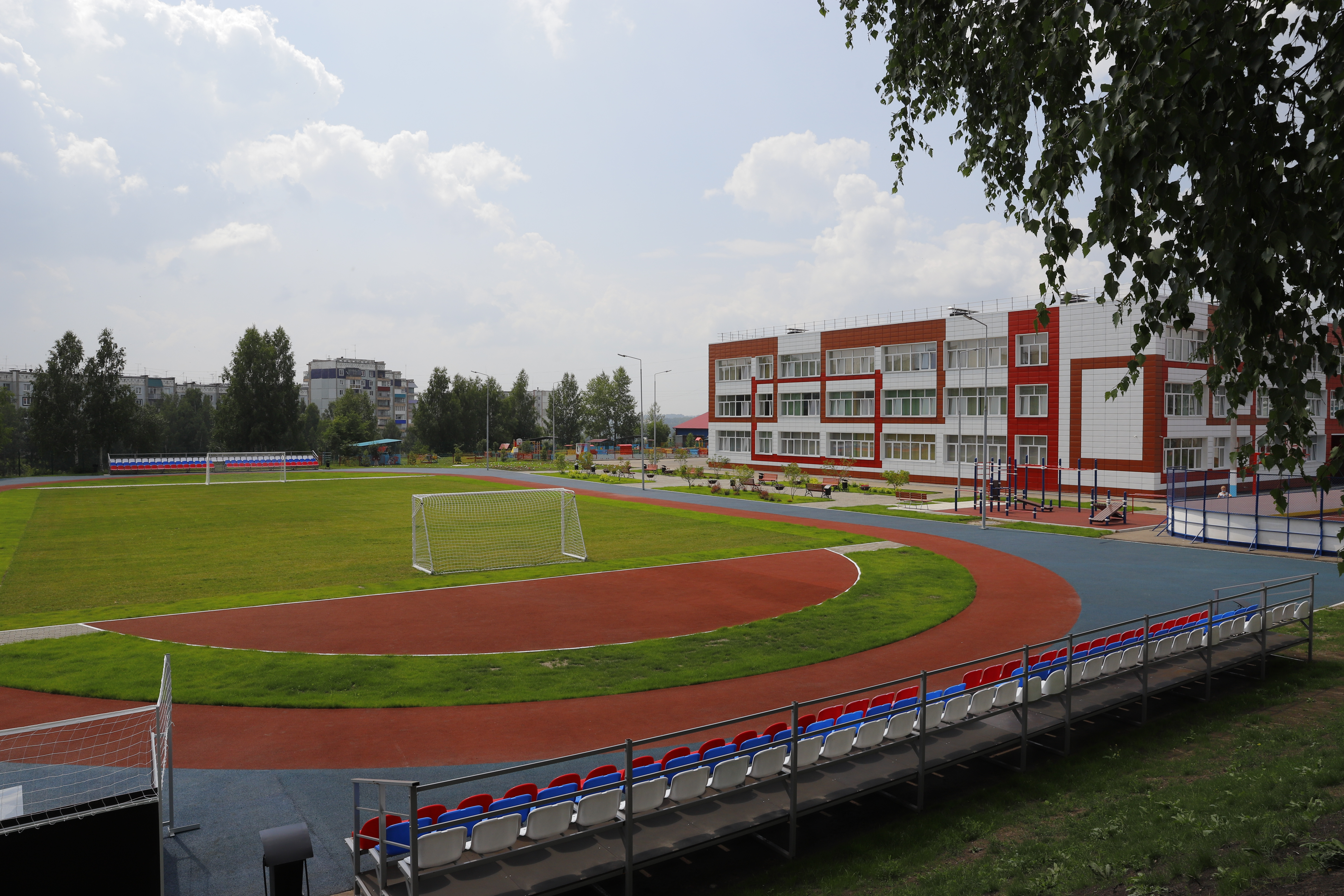 Крупнейшую школу Прокопьевска отремонтировали по программе «Моя новая школа» 