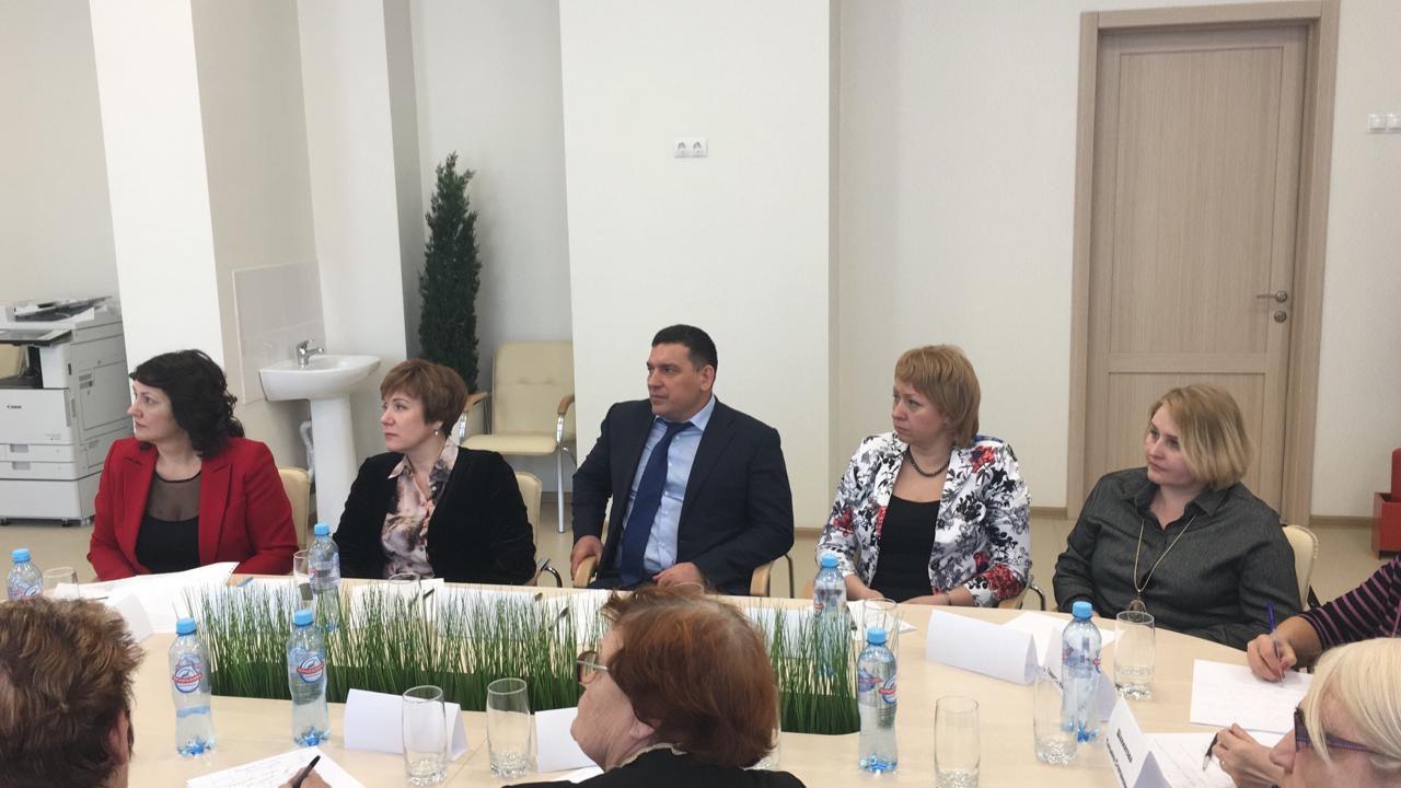 Стратегические направления развития непрерывного педагогического образования в Кузбассе обсудили на совещании в Новокузнецке