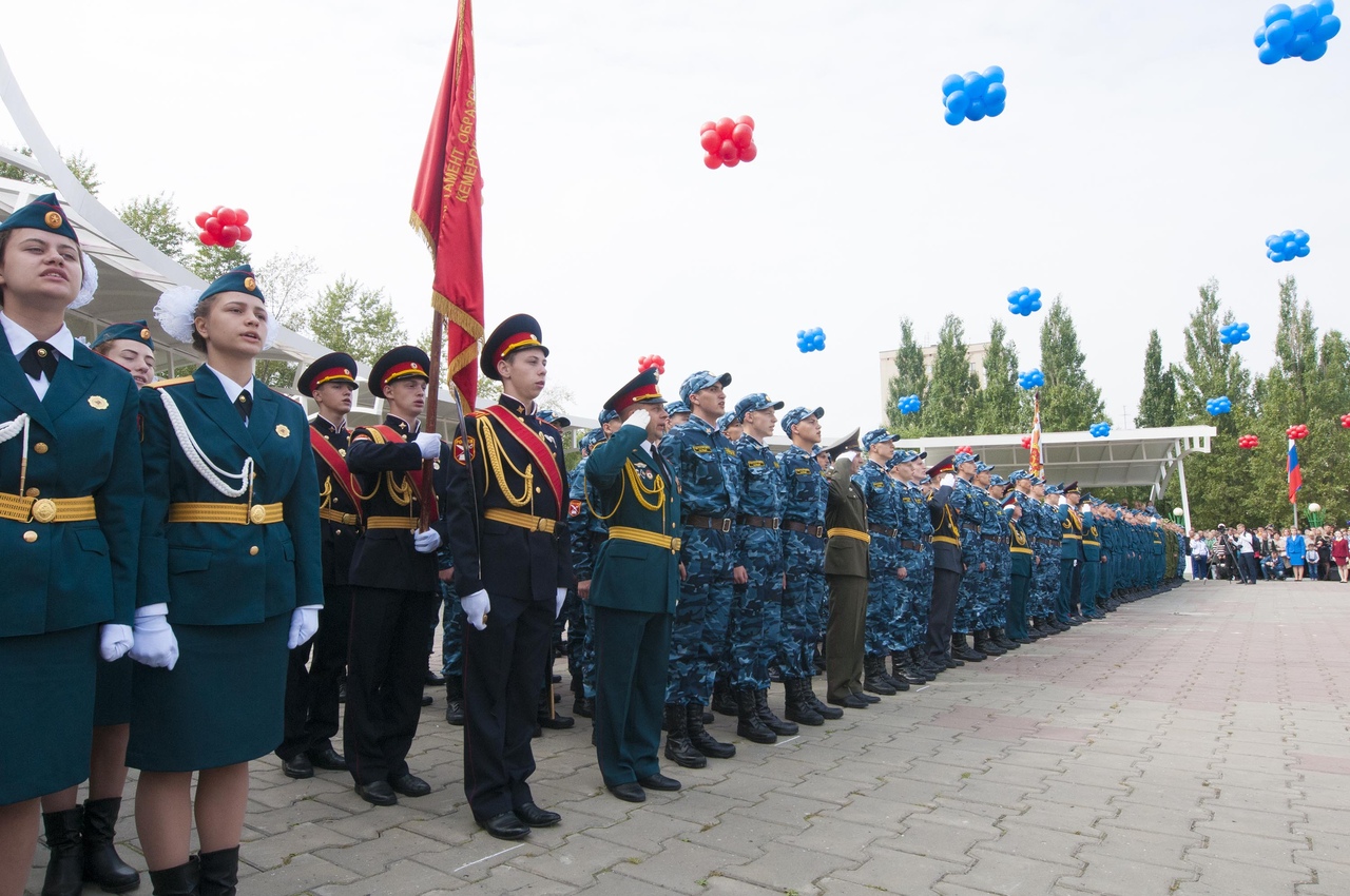 636 юных кузбассовцев 1 сентября прошли посвящение в воспитанники Губернаторских образовательных учреждений