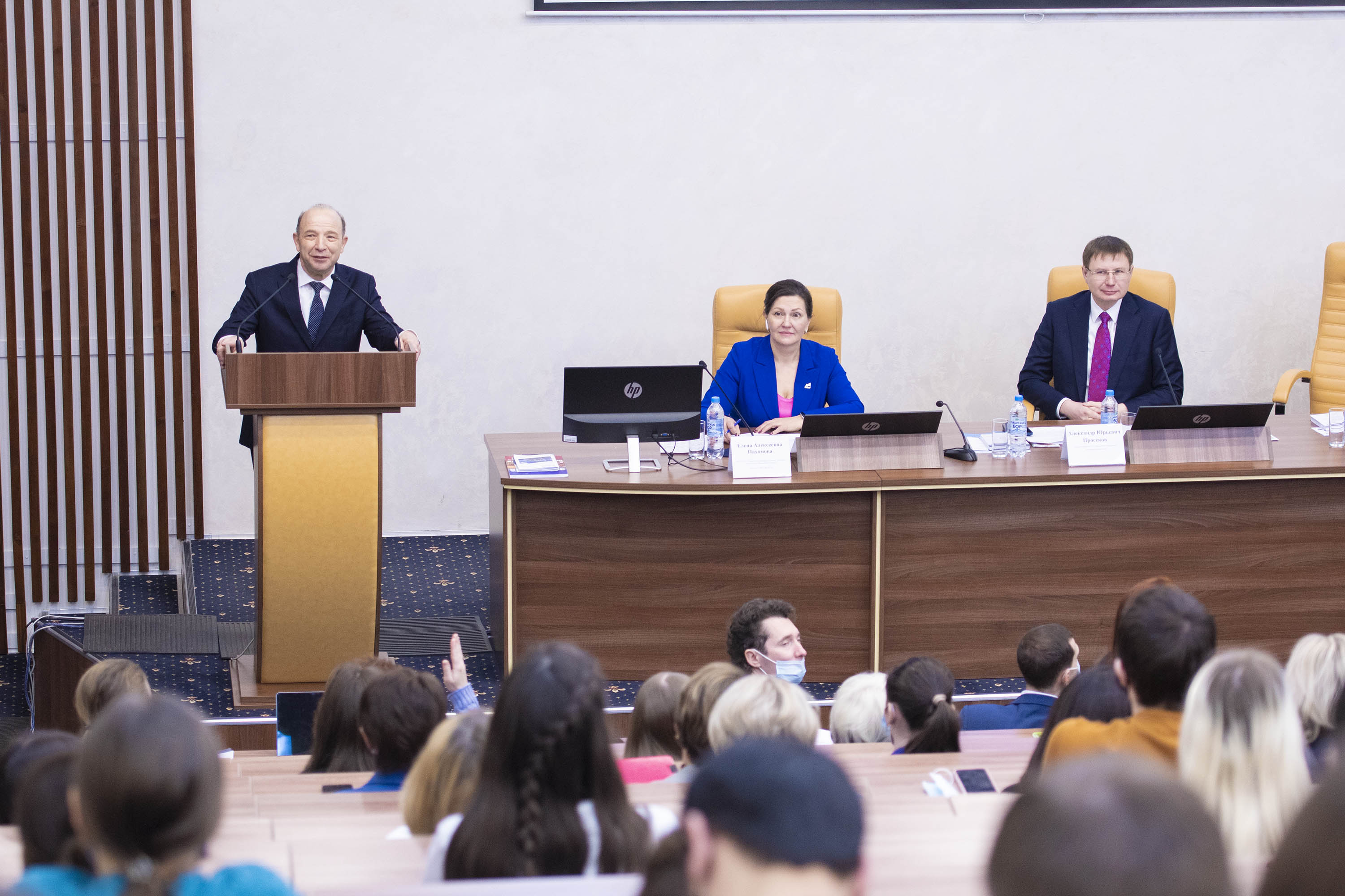 В Кузбассе стартовала научно-практическая сессия для исследователей стратегирования