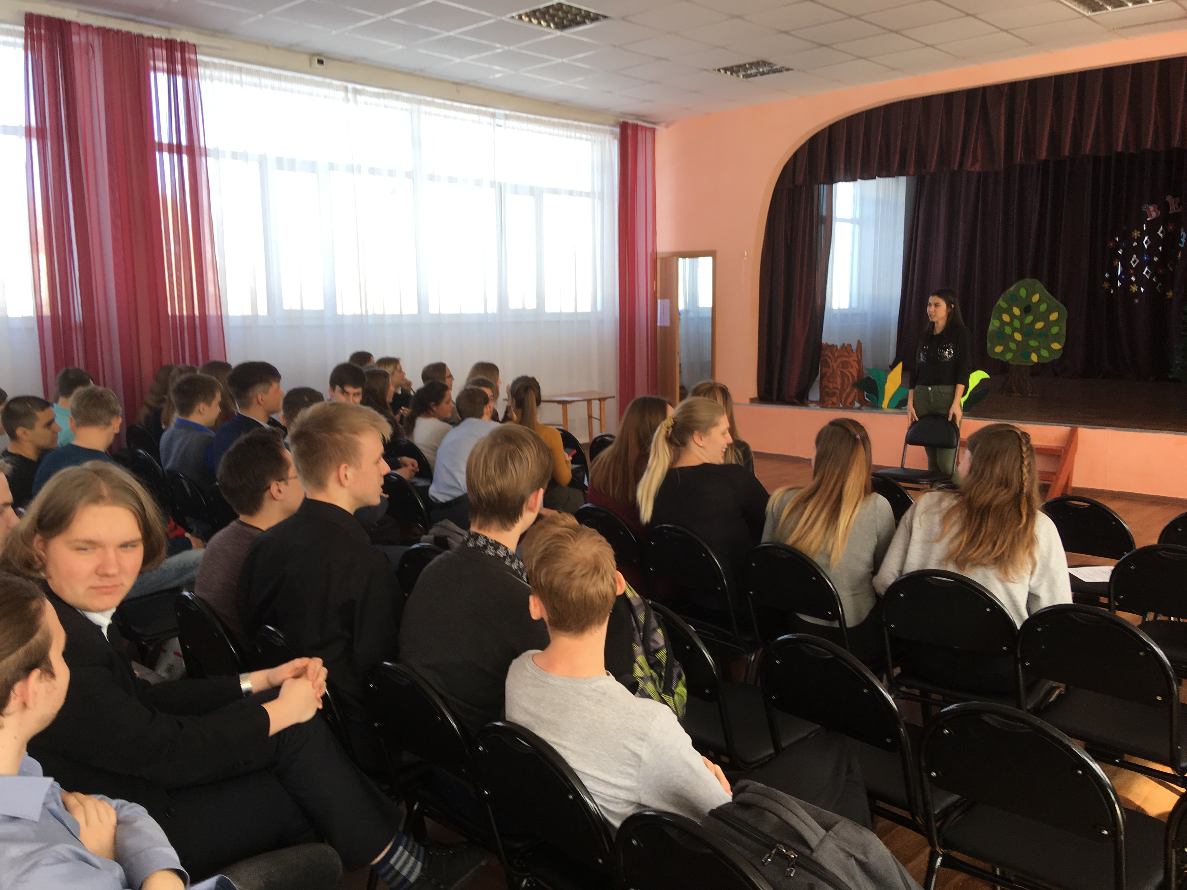 Школьники Киселевска узнали секреты успешной сдачи экзаменов в рамках акции «100 баллов для победы»
